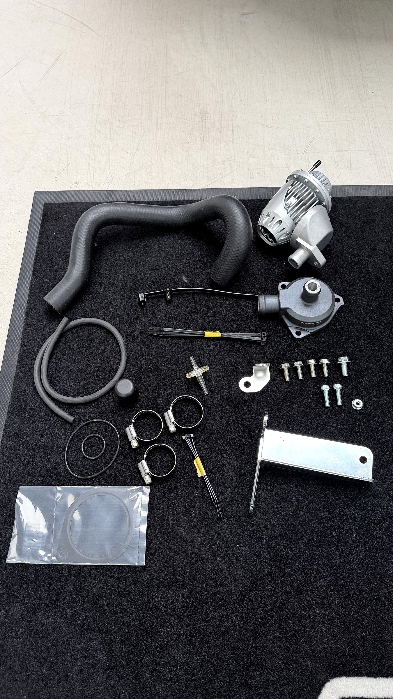 ชิ้นส่วน HKS Blow Off Valve Super SQV Kit สำหรับ Civic Type-R FL5