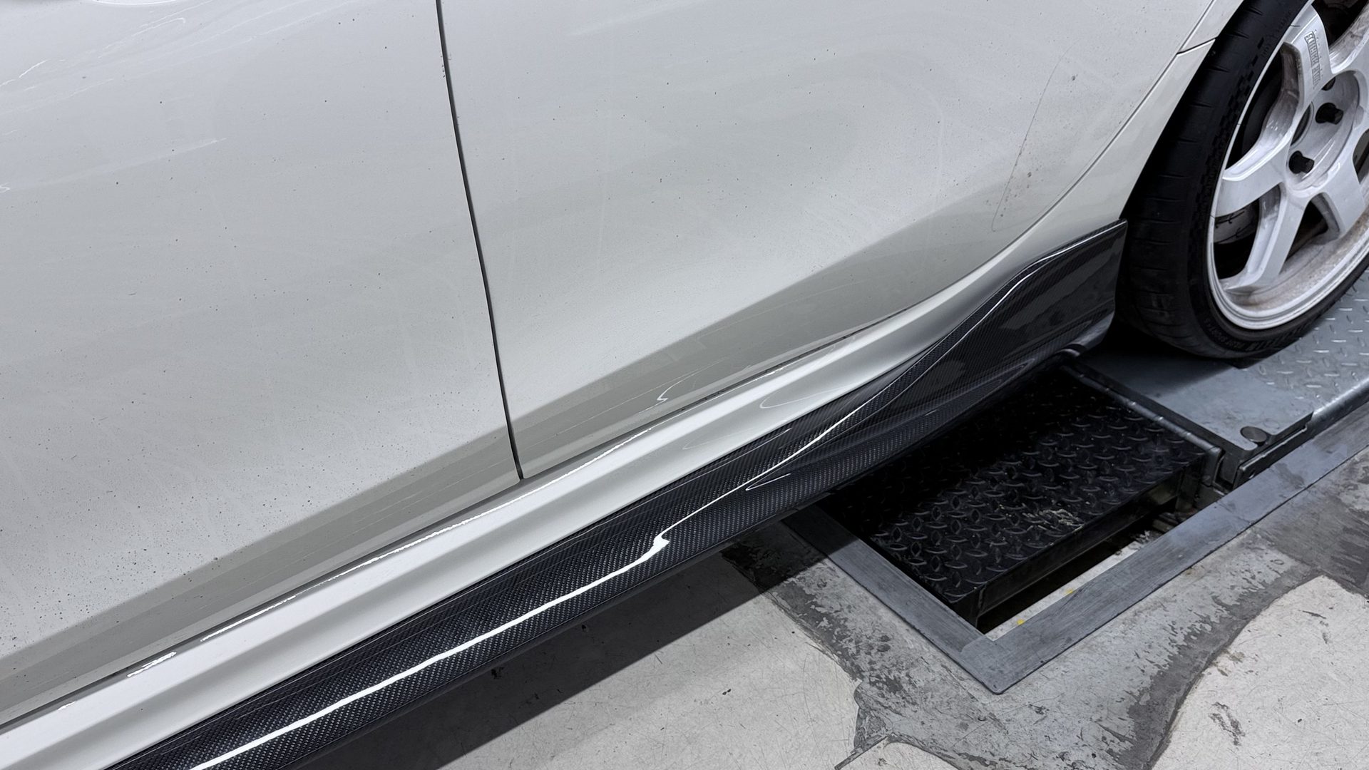 ADRO Carbon Side Skirt Honda Civic Type-R FL5