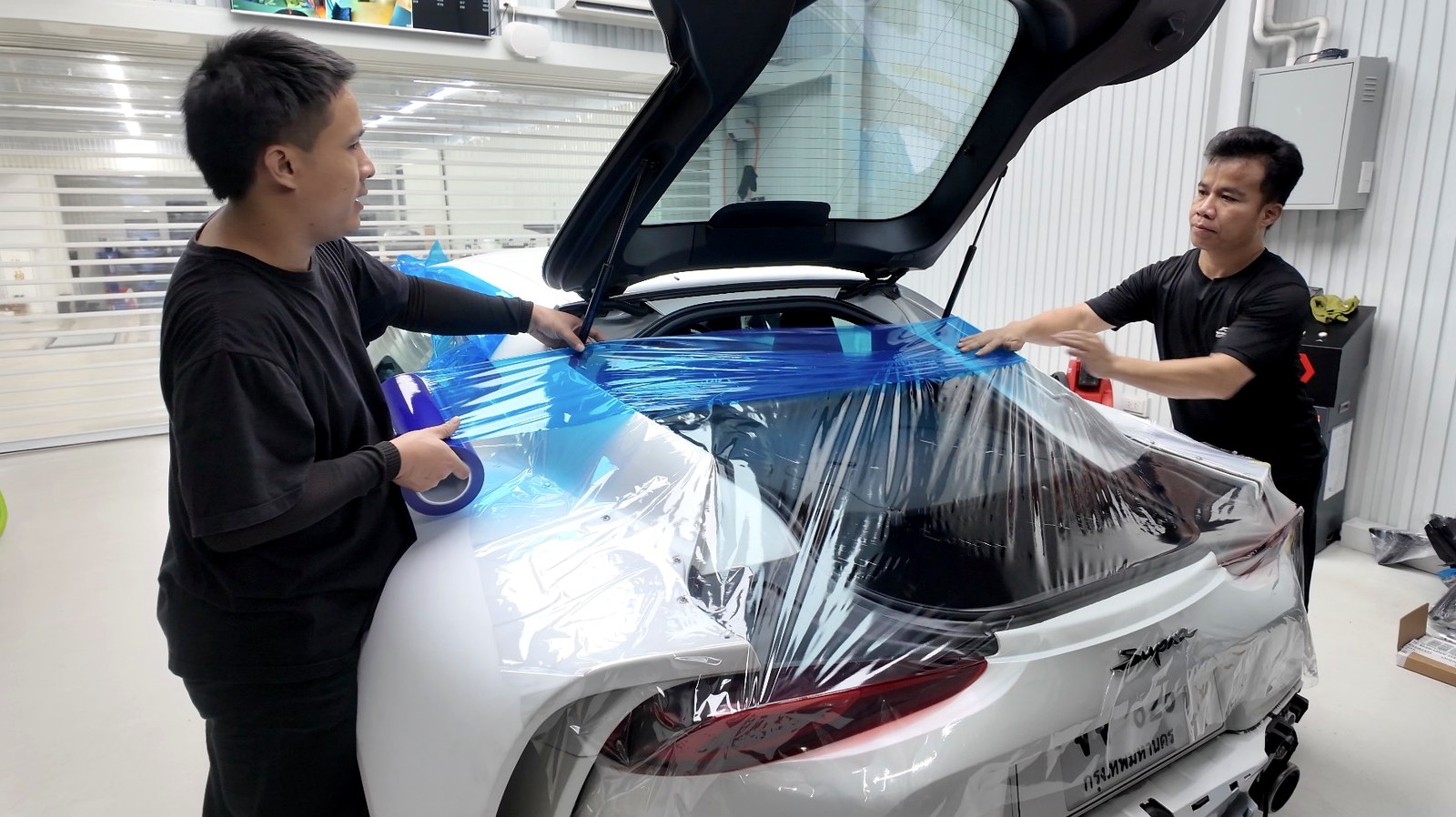 ADRO GR Supra Widebody คันแรกในไทย โดย G-FORCE — คลุมฝาท้ายกันฝุ่นเข้ารถ เตรียมเจาะวิงหลัง