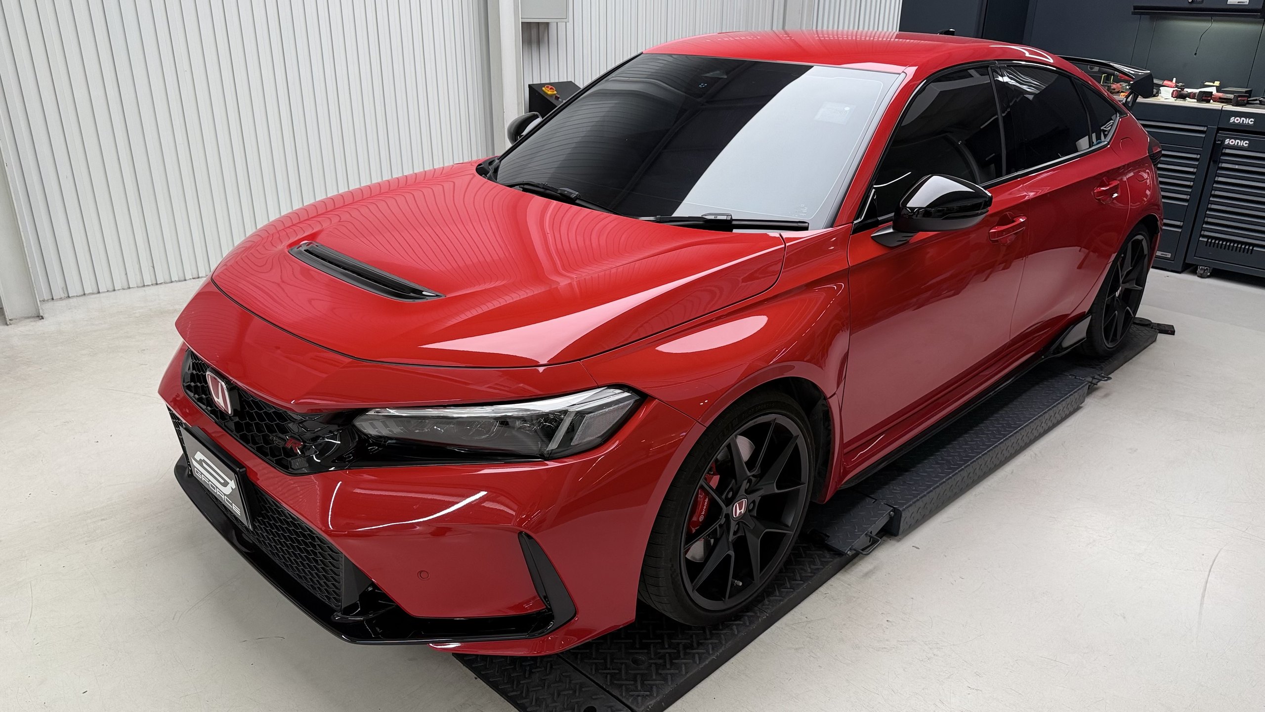 Honda Civic Type-R FL5 ก่อนติดตั้ง ภายนอกเดิม ล้อเดิมหุบเข้าในซุ้มล้อ