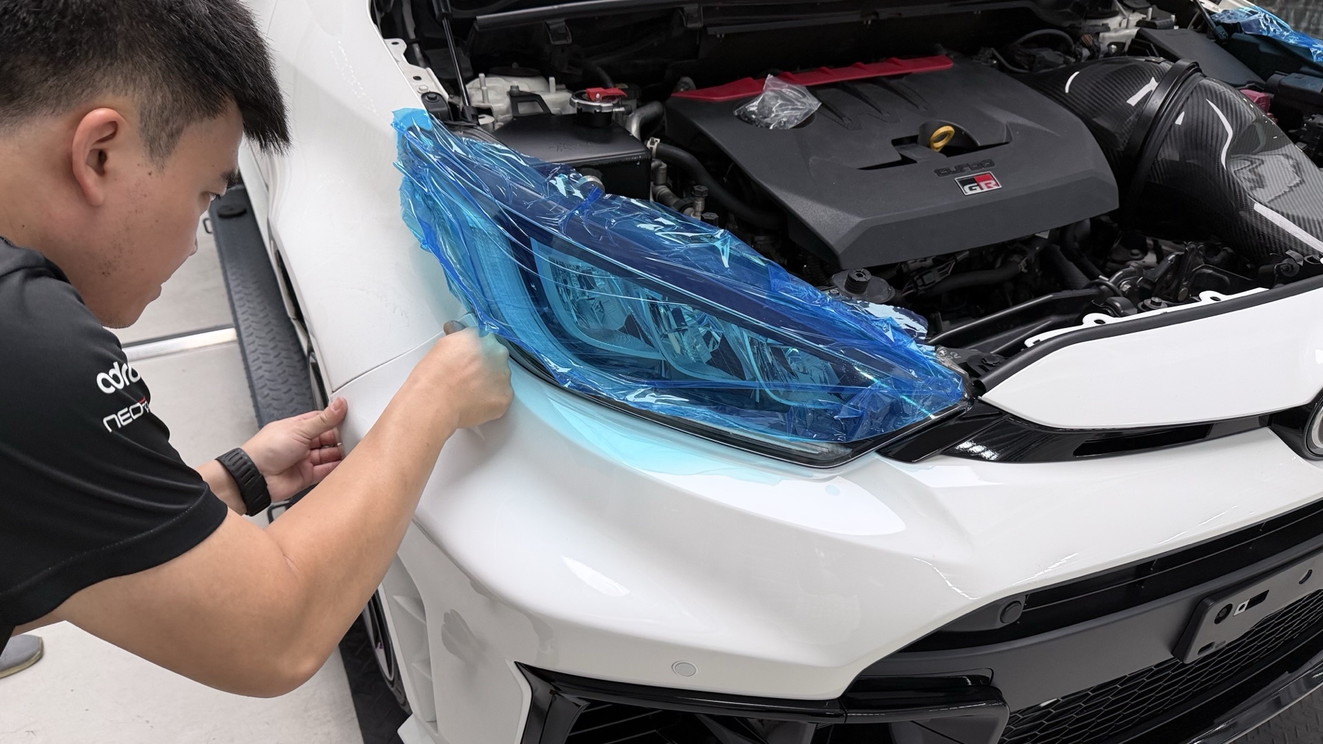 ประกอบกันชนหน้า GR Yaris Gen 2 กลับเข้าที่