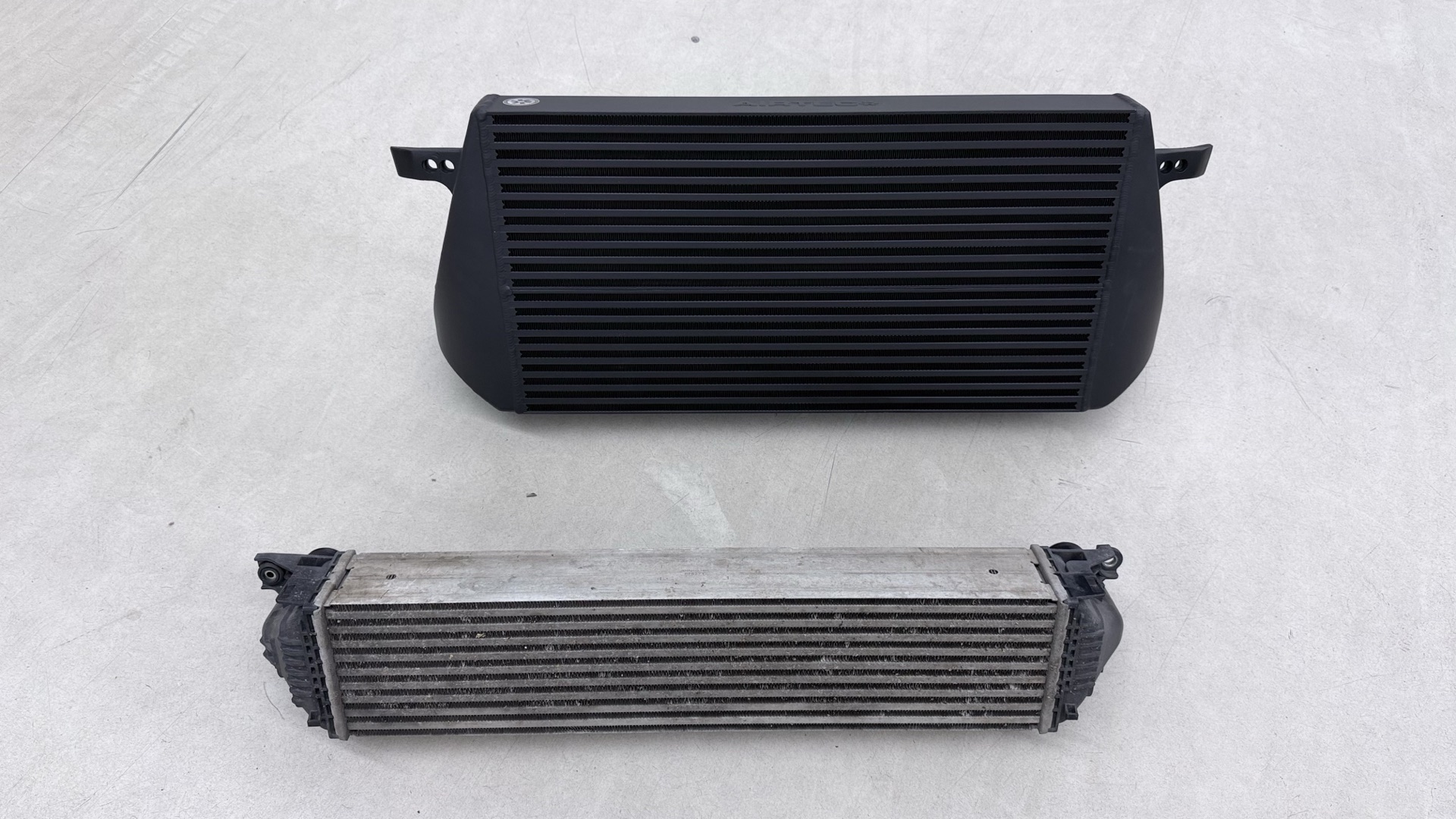 เปรียบเทียบขนาด Intercooler ของเดิมกับ Airtec Intercooler Stage 3