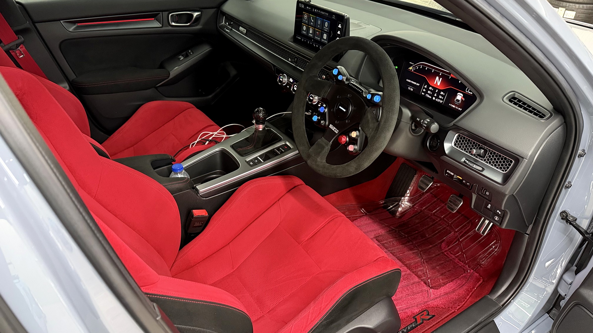 พวงมาลัย JQ Werks Madtrace GEN2 Podium บน Honda Civic Type-R FL5 หลังติดตั้งเสร็จ