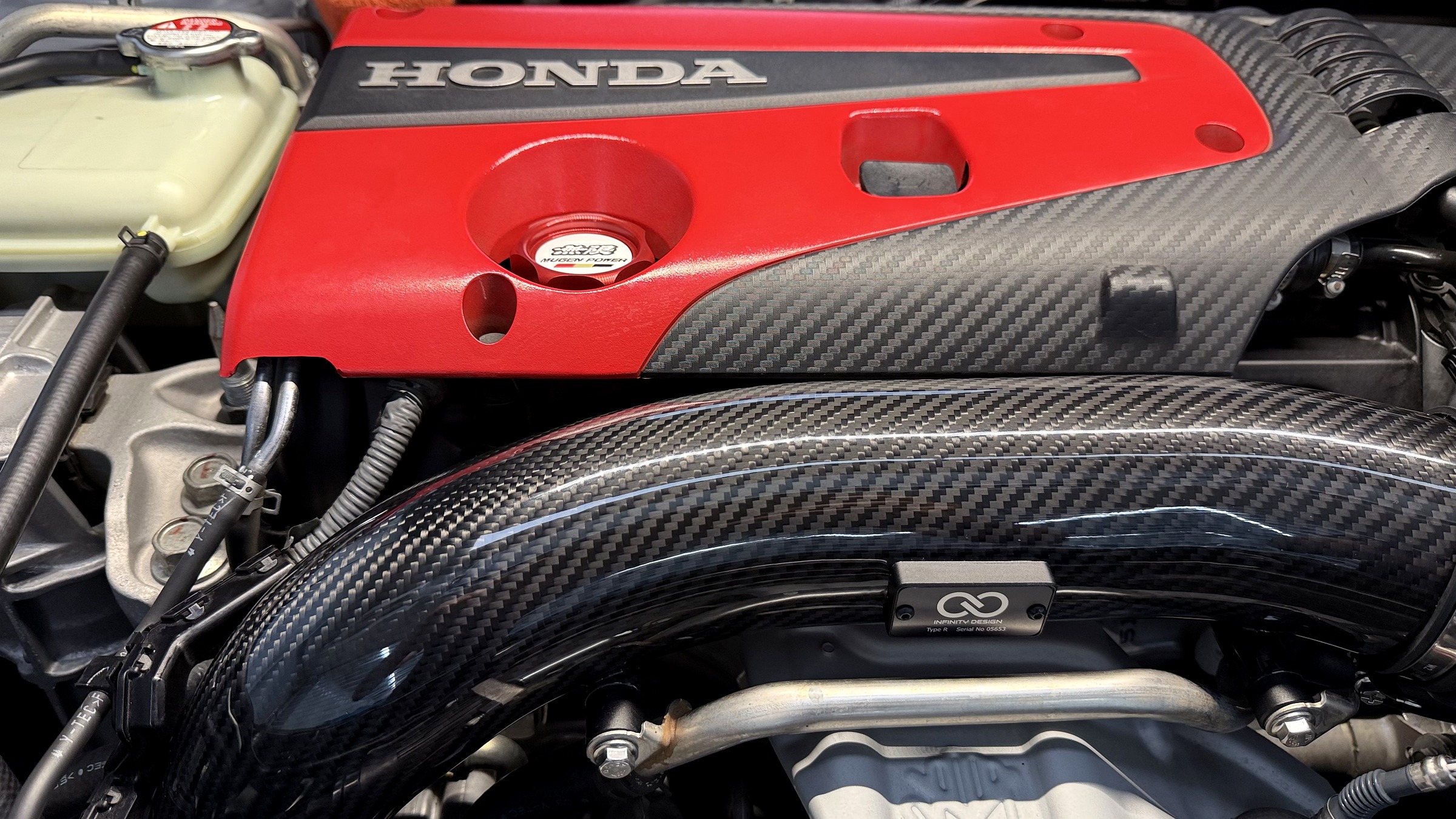 Turbo Inlet ในห้องเครื่องของ Honda Civic Type-R FL5