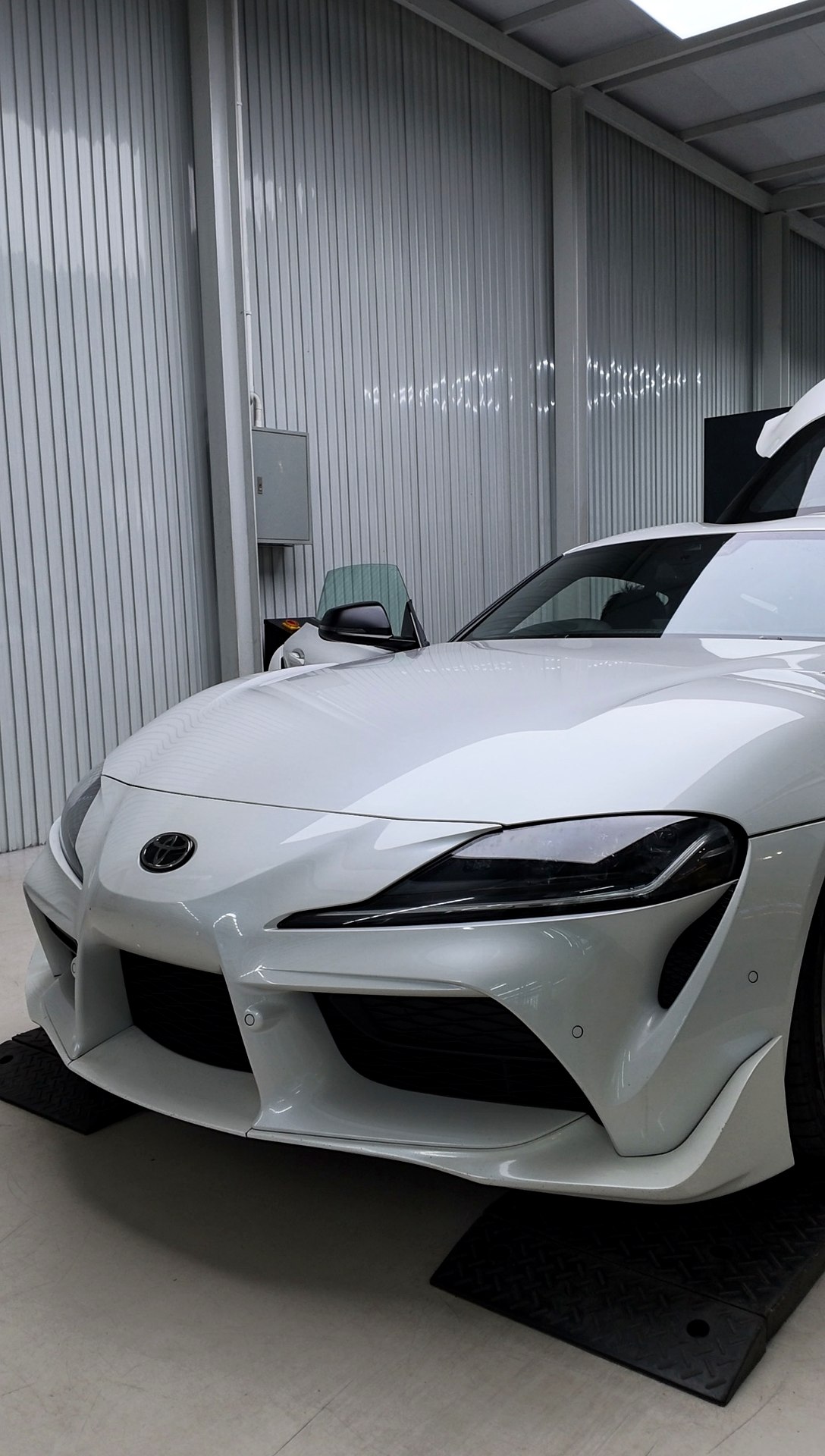พวงมาลัย JQ Werks โดย G-FORCE — Toyota GR Supra A90 ของพี่อรรถ ARTO ก่อนติดตั้ง JQ Werks Formula