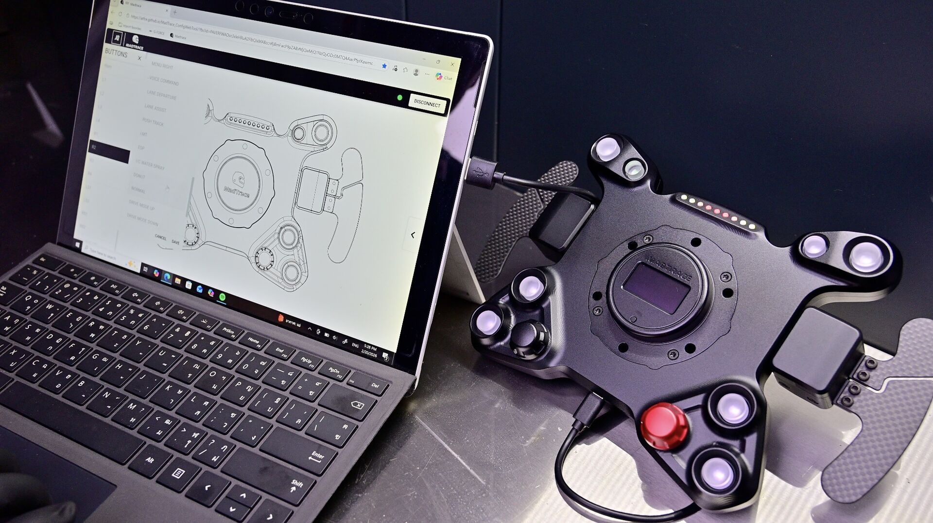 MadtraceLAB software connected to Podium Hub via USB-C