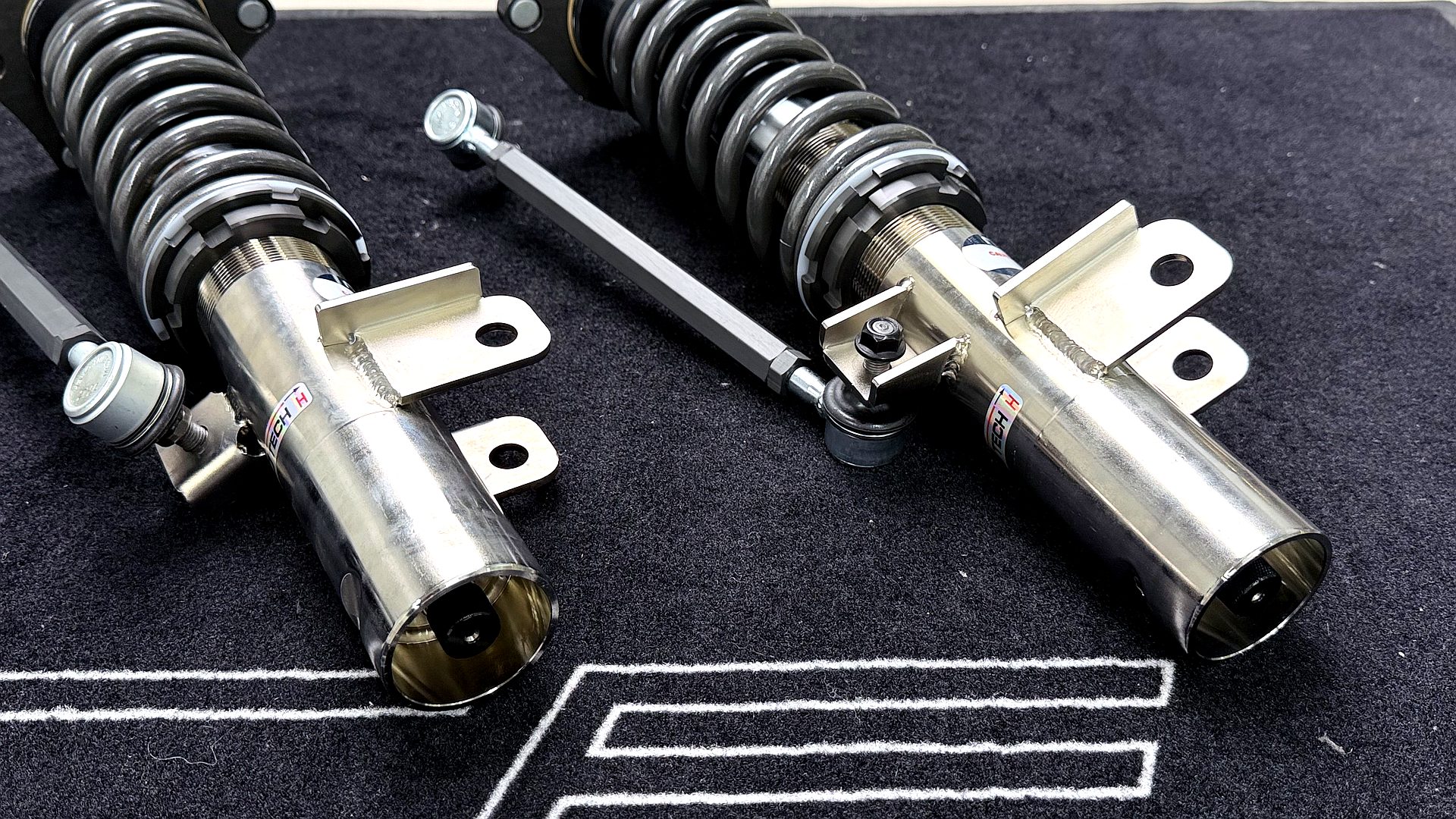 NeoTech Inverted Monotube Shock Body — โครงสร้างกลับหัว ระบายความร้อนดี