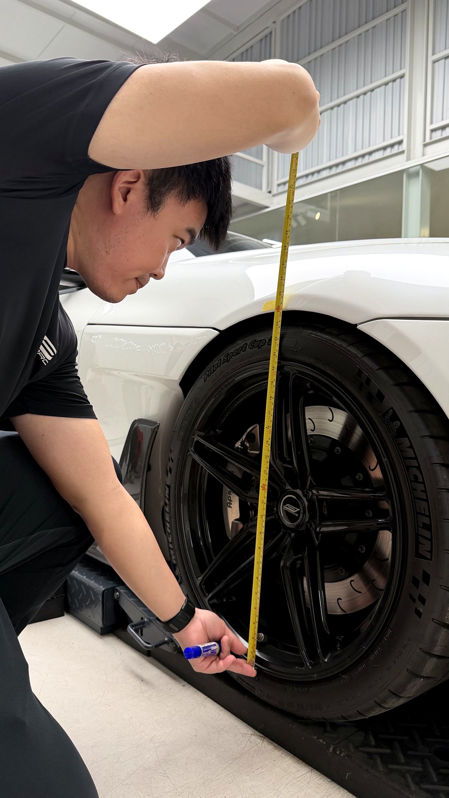 วัดความสูงรถ GR Supra ก่อนเริ่มงานติดตั้งโช้ค NeoTech