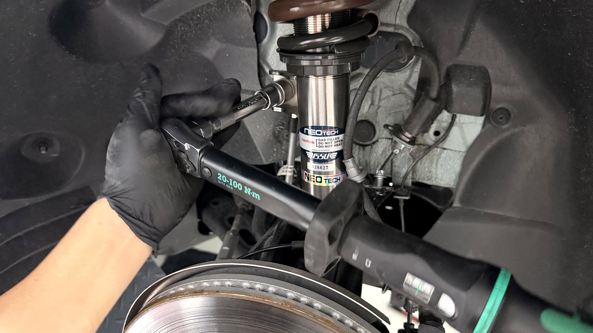 ขันปอนด์โช้ค NeoTech MINI J01 ทุกจุดตามค่าที่กำหนดด้วยประแจปอนด์