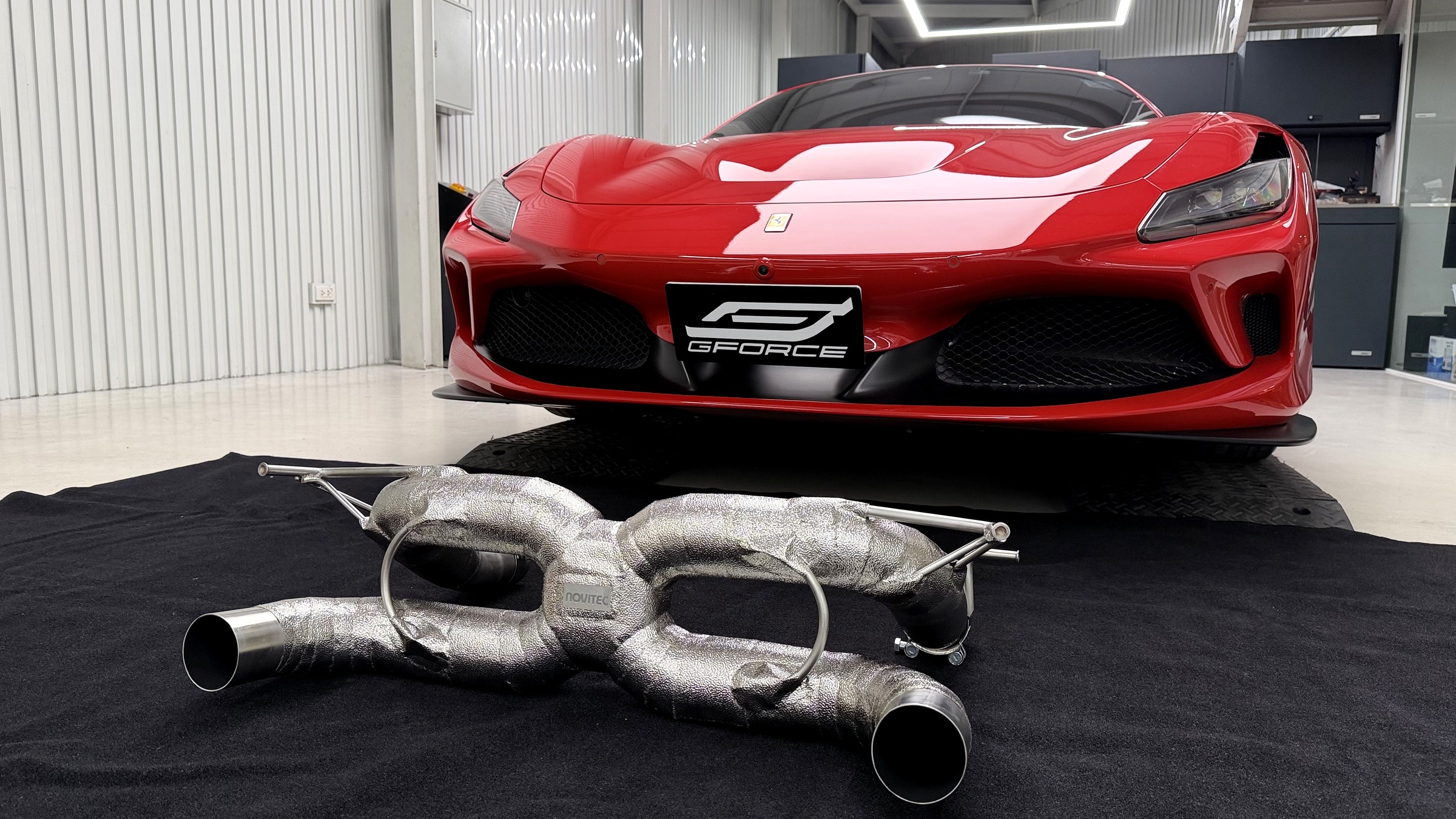ท่อ Novitec Slip-on — ท่อไอเสีย Novitec Ferrari F8 Spider