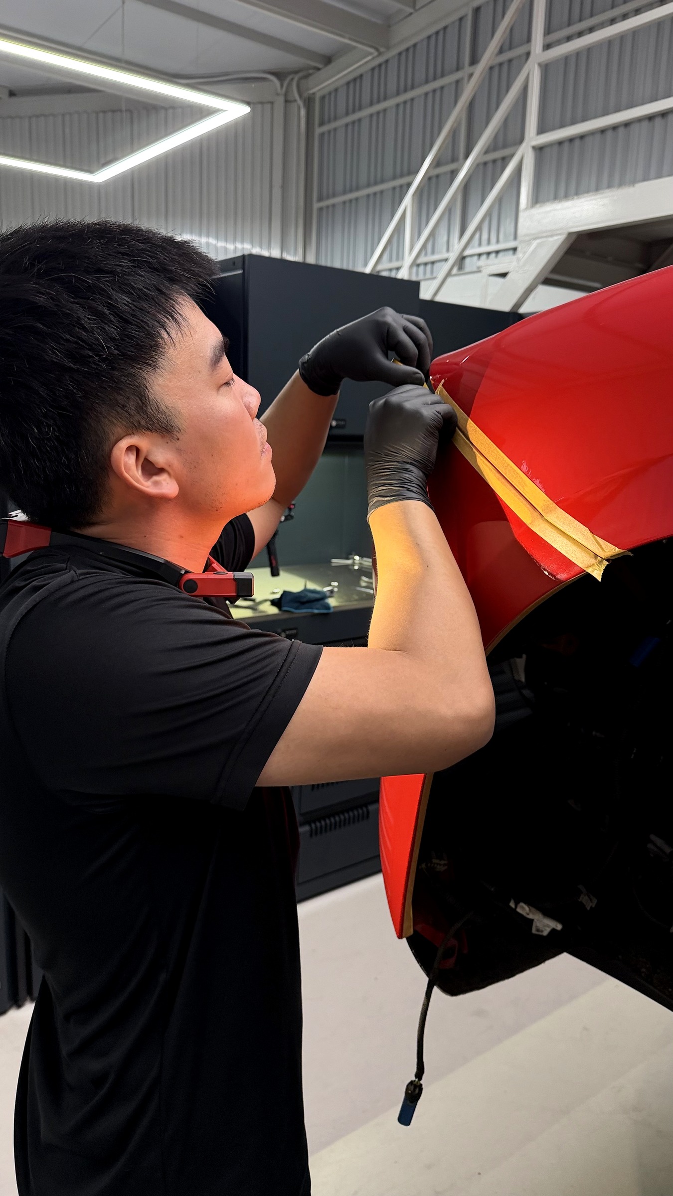 ติดเทปกันรอยจุดที่กันชนอาจขบกัน — ท่อไอเสีย Novitec Ferrari F8 Spider