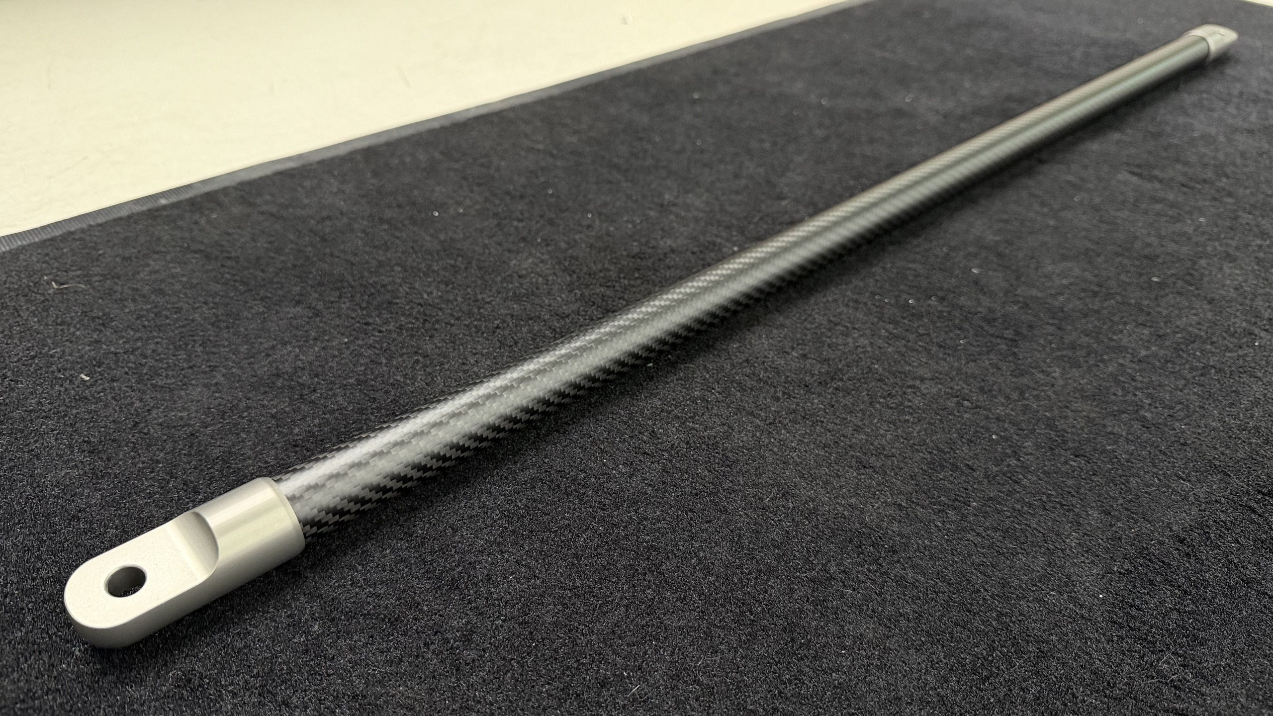 ค้ำโช้คคาร์บอน PTism Carbon Strut Brace สำหรับ GR Yaris Gen 2 คาร์บอนทั้งแท่ง หัวแท่งอลูมิเนียม CNC