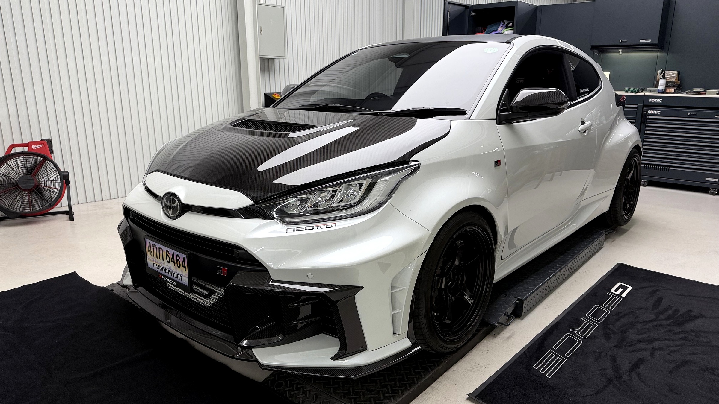 Toyota GR Yaris Gen 2 เตรียมติดตั้งเบาะ Recaro SR-S ที่ G-FORCE