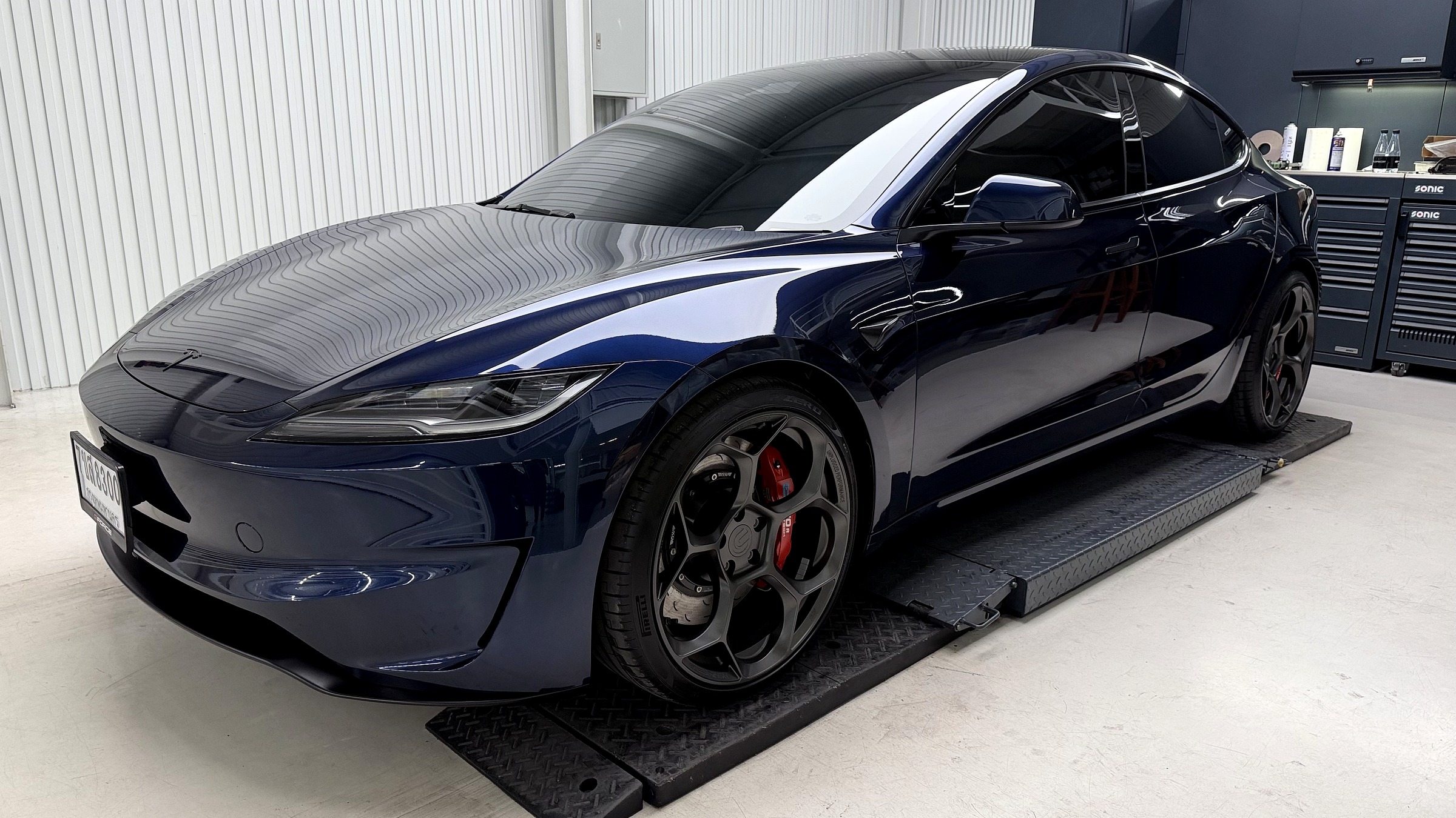 เทสล่า Tesla Model 3 Performance x NeoTech x ล้อ forged ดีไซน์ UP-05 สี Satin Grey ที่ G-FORCE Thailand
