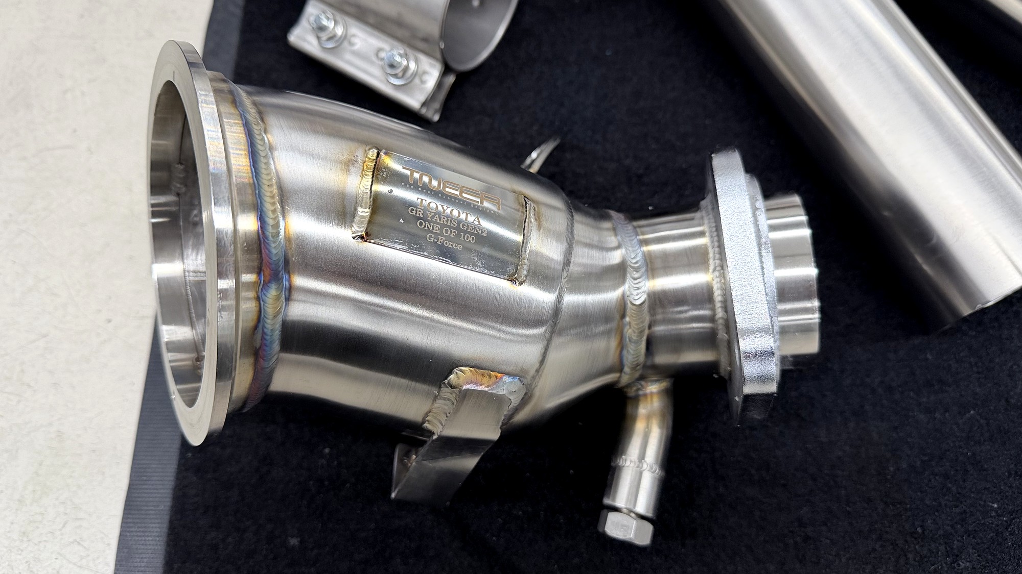 ท่อ TNEER GR Yaris Gen 2 โดย G-FORCE — TNEER Sport Catalytic