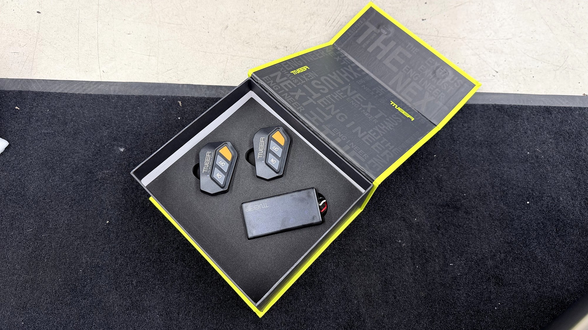 ท่อ TNEER GR Yaris Gen 2 โดย G-FORCE — TACS Control เงียบได้เหมือนท่อเดิม หรือเสียงดังได้ด้วยปลายนิ้วสัมผัส