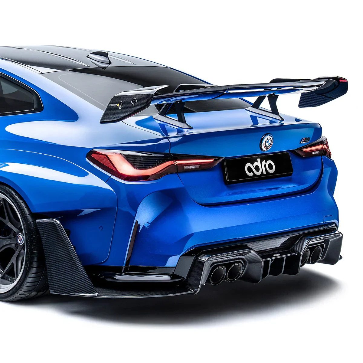 AT-R3 Wing ADRO — BMW M4 G82