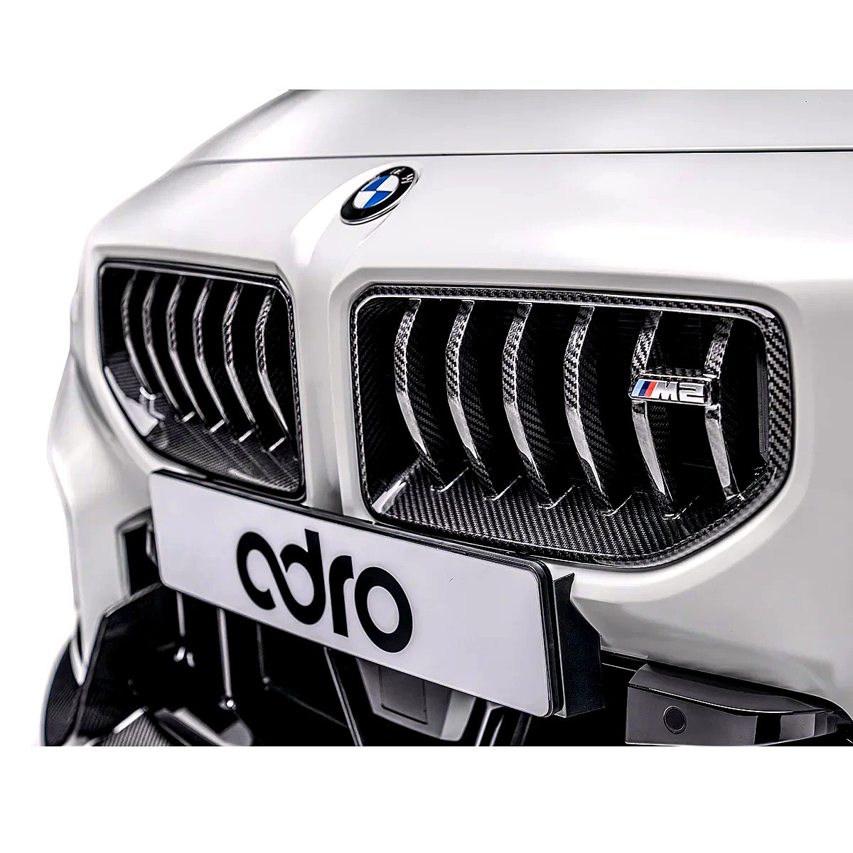 กระจังหน้า · Carbon Front Grille กันชนเดิม — BMW M2 G87
