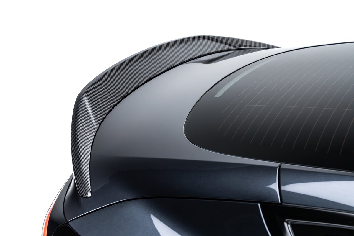 สปอยเลอร์ ADRO — Tesla Model 3 Highland