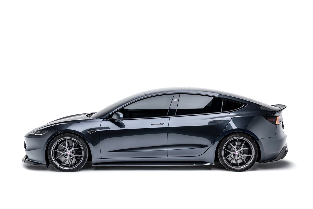 สเกิร์ตข้าง ADRO — Tesla Model 3 Highland