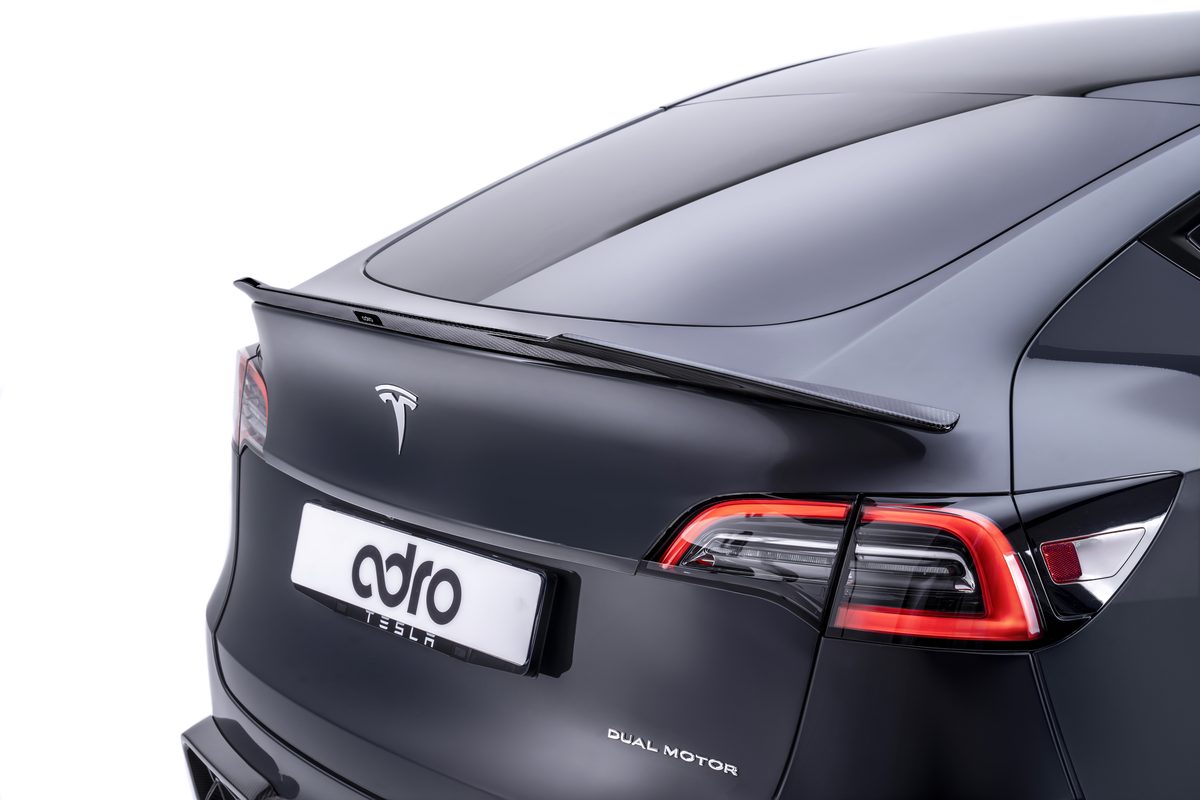สปอยเลอร์ ADRO — Tesla Model Y V1